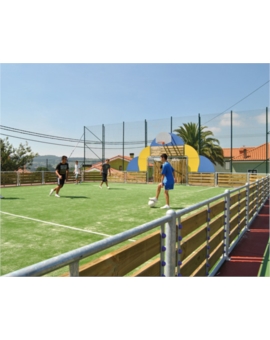 AIRE MULTISPORTS - BLANC/ROUGE 21 X10M A SCELLER