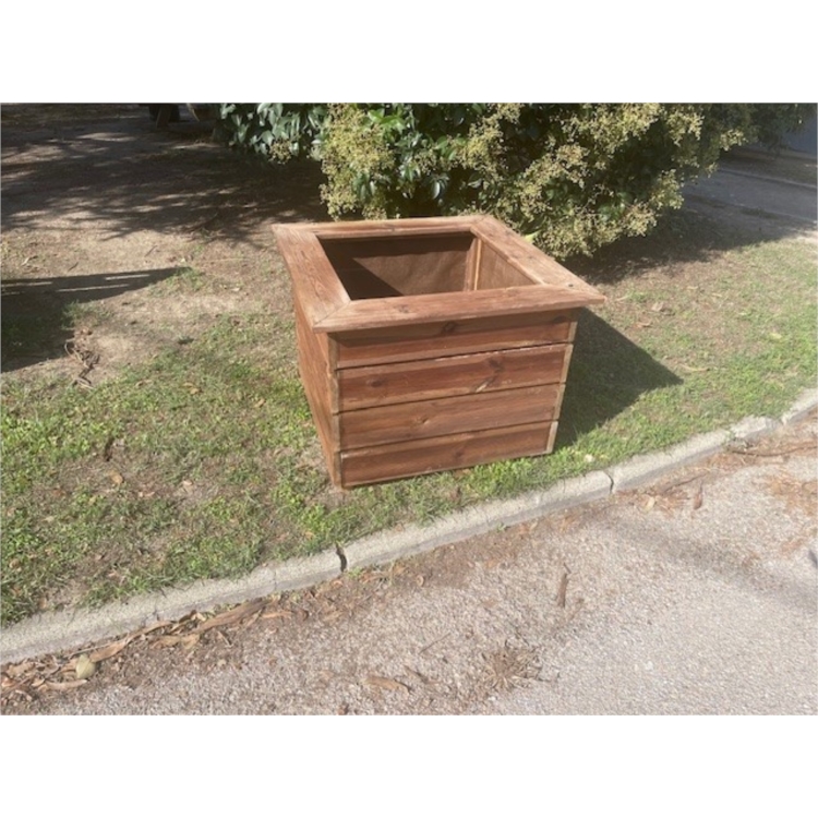 JARDINIERE CARREE JARDINIERE CARREE